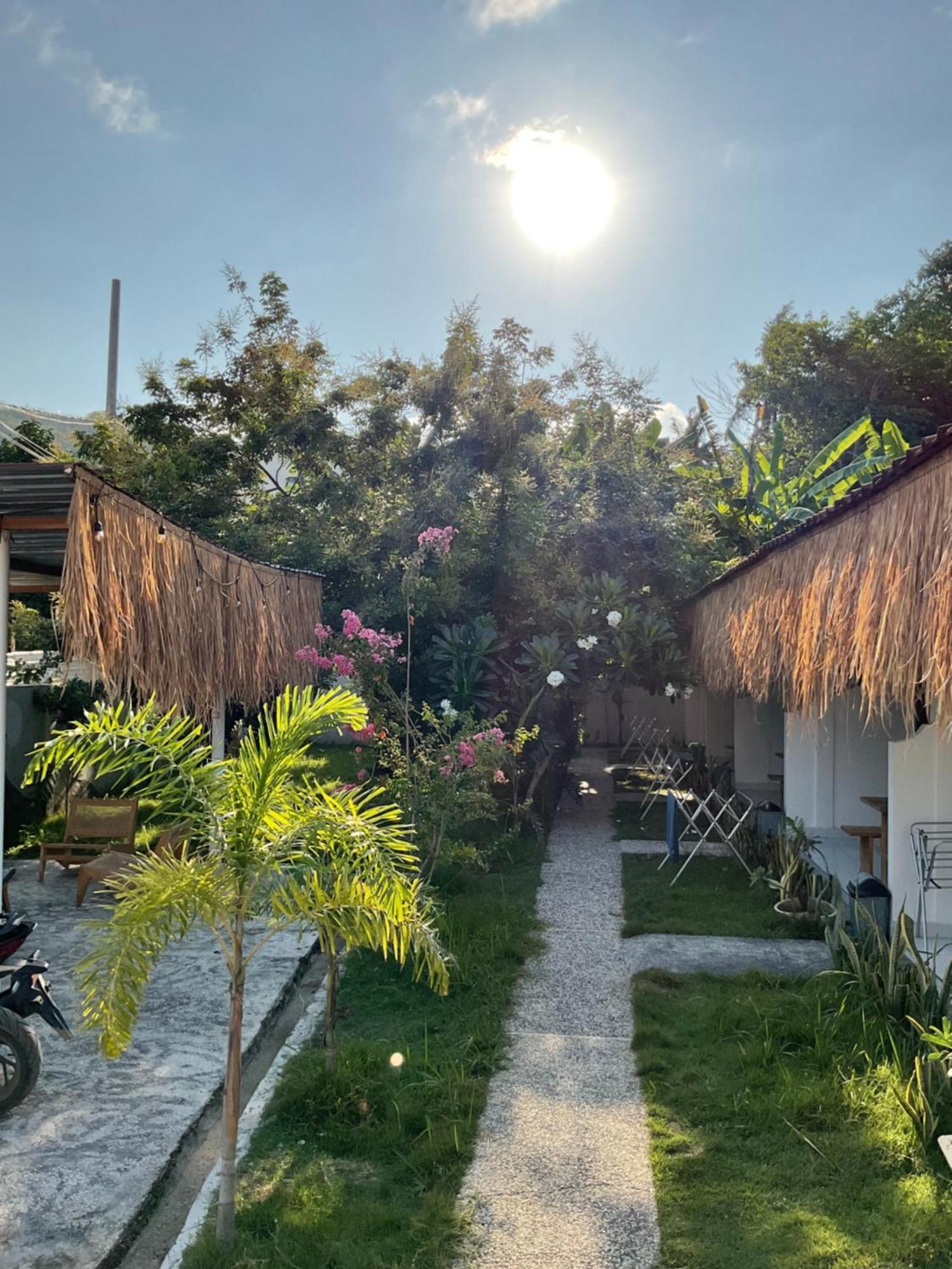 Tiga Spies Hostel Kuta  Екстер'єр фото