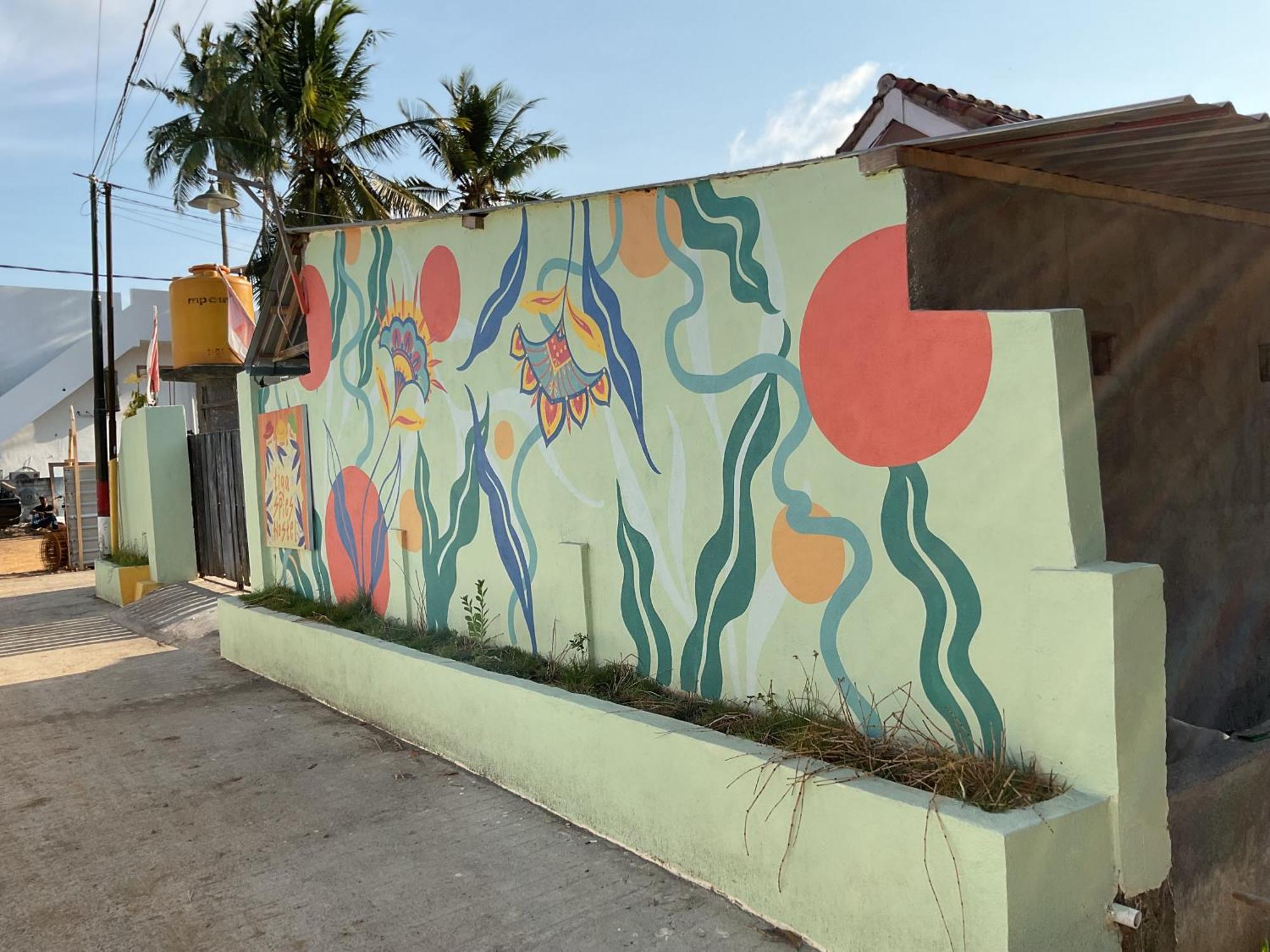 Tiga Spies Hostel Kuta  Екстер'єр фото